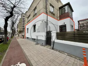 Apartament 3 camere de vanzare Constanta, Bd. Ferdinand