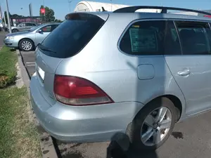 Volkswagen Golf VI   6 Variant Comfortline 1.6 TDI - imagine 10