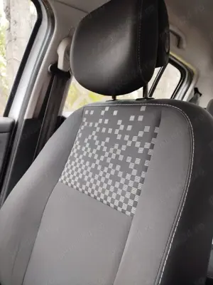 Renault Megane 2013 - imagine 8 Renault Megane 2013 - imagine 8