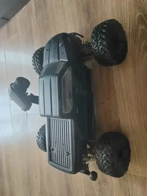 Vând mașină cu telecomandă ARRMA BIG ROCK 3S