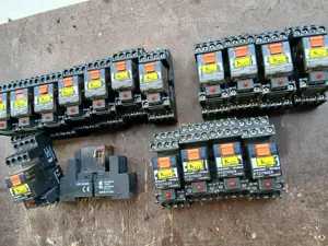 Vanzare relee electronice - imagine 6