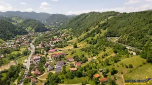 Deschidere spre crestele alpine+ documentatie turistica,4.400 mp de inspiratie naturala