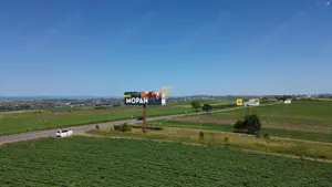 Teren Intravilan 36977 mp – E 85 – Intrare in Municipiul Suceava! De Vanzare! 0727817187 - imagine 3 Teren Intravilan 36977 mp – E 85 – Intrare in Municipiul Suceava! De Vanzare! 0727817187 - imagine 3