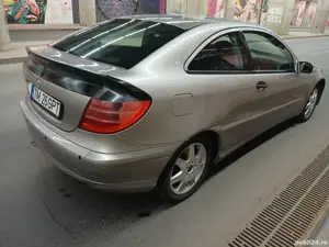 Mercedes-Benz C220 coupe - imagine 4