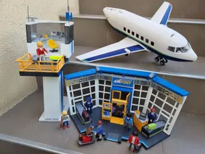 Playmobil 71153 Aeroport, turn de control si avion