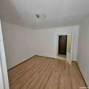 Vand garsoniera zona Neagoe Voda