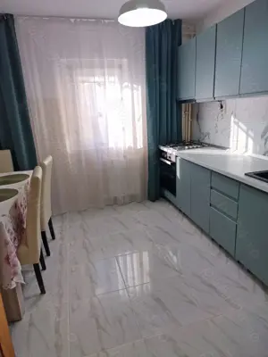 Proprietar vand apartament cu 4 camere etajul 1 pe strada Irlanda, zona Lipovei