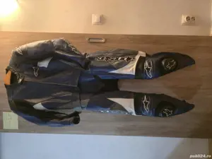 Vând costum de motociclist alpinestars din piele  - imagine 3