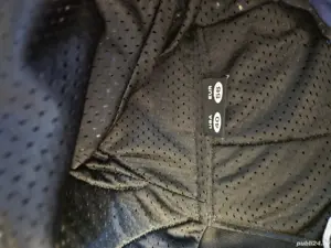 Vând costum de motociclist alpinestars din piele  - imagine 2