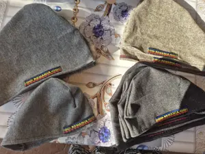 Vând căciuli dacice (pileusuri). - imagine 1