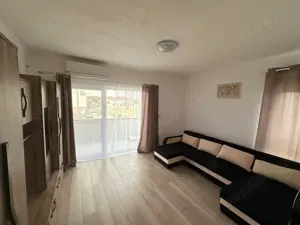 Proprietar închiriez apartament cu doua camere , spatios ,decomandat, cu bucatarie separata - imagine 2