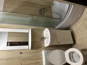 Inchiriez apartament cu 1 camera la casa - imagine 4