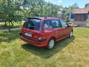 Vând Peugeot 206 Sw 1,4 hdi - imagine 5 Vând Peugeot 206 Sw 1,4 hdi - imagine 5