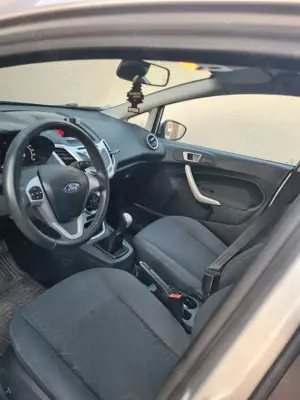 Ford Fiesta  - imagine 4