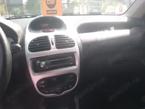 Vând Peugeot 206