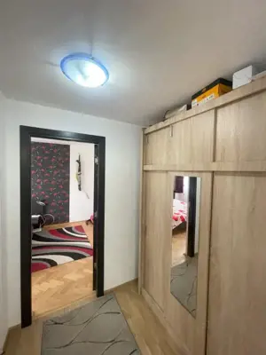 Apartament de 2 camere semidecomandat, 55 mp, etaj 4 cu acoperis, Sasar - imagine 9