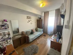 Camera de camin 15 mp, in Valea Rosie, la 26.000 euro