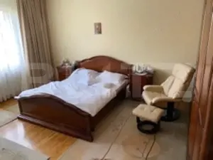 Casa de vanzare, 400 mp, zona Paulesti - imagine 8