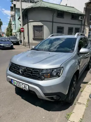 *Se vinde Dacia Duster 2020   diesel, robustă!