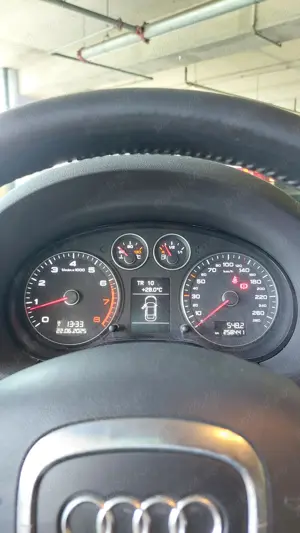 Audi A3 .1,4 benzină, an 2011. - imagine 4