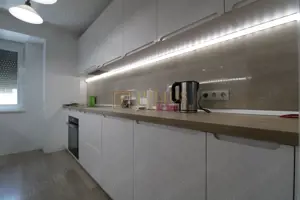 Zonca Circumvalatiunii, 3 camere, centrala proprie, apartament automatizat