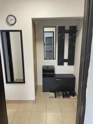 Gorjului-Apusului,semistradal,10min metrou,2cam modern!