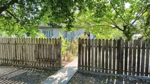 Vând casă comuna Gheorghe Lazăr  - imagine 4