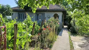 Vând casă comuna Gheorghe Lazăr  - imagine 8