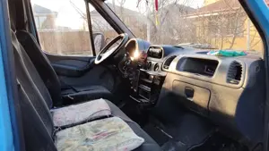 Vând Mercedes Benz sprinter basculabilă  - imagine 3