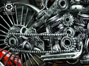 Sculptura fier "Motocicleta steampunk"piese auto moto reciclate. - imagine 4