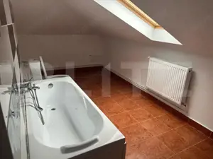 Oportunitate ! Apartament 2 camere, 55 mp, zona Burdujeni - imagine 8