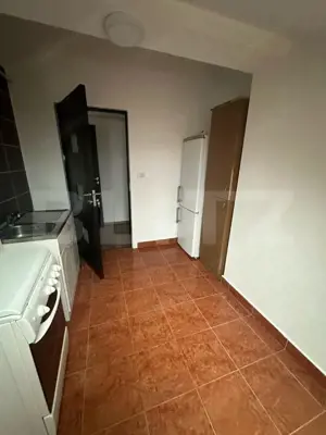 Oportunitate ! Apartament 2 camere, 55 mp, zona Burdujeni - imagine 4
