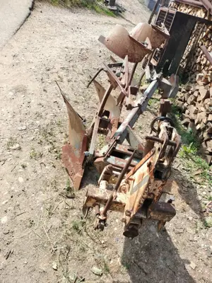 Vând tractor Hurlimann 4x4 H-5110 și plug - imagine 4