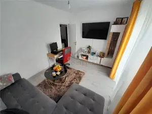 Apartament 2 camere, 43 mp utili + boxa + parcare, etaj 1, Lunca Cetatuii