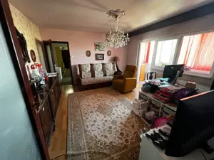 Apartament 3 camere, 64 mp utili, zona Dambovita - imagine 2