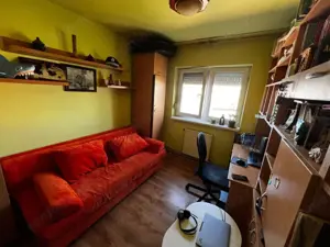 Apartament 3 camere, 64 mp utili, zona Dambovita - imagine 4