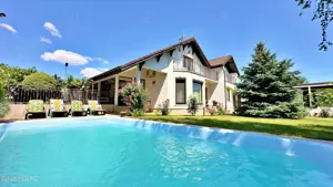 VILA - AGIGEA - RO-RO/STEAUA DE MARE - APROAPE DE MARE - Comision 0%