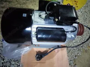 Motor electric 3 kw pentru compresor 1-2 pistoane cu protecție și ambreiaj - imagine 2