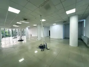 Spațiu comercial de 300 mp de închiriat în Galați Locație excelentă pe Bulevardul George Coșbuc - imagine 7