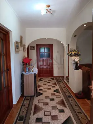 Horpaz Vila P+M 206mp Teren 655mp la 500ml de intrarea in Horpaz pot locui doua familii - imagine 4