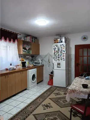 Horpaz Vila P+M 206mp Teren 655mp la 500ml de intrarea in Horpaz pot locui doua familii - imagine 8