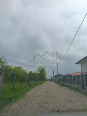 Valea Ursului aproape de padure 2 LOTURI de 600mp cu utilitati - imagine 3