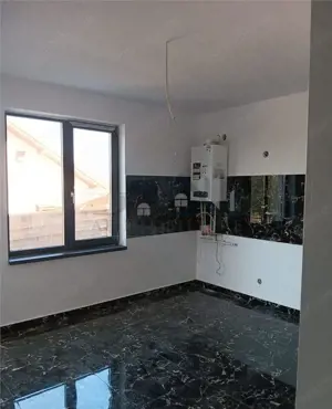 Miroslava vila  P+E su118mp Teren 440mp zona Trans Anapet - imagine 11