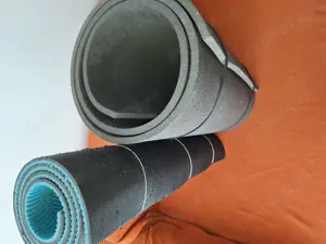 Doua saltele pentru antrenament aerobic, fitness, exercitii la sol, yoga