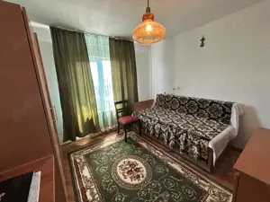 Vand(schimb cu 2 cam) apart.3 cam.decom.st.88 mp.,et.4 din 4,Podgoria,str.M.Costin - imagine 6