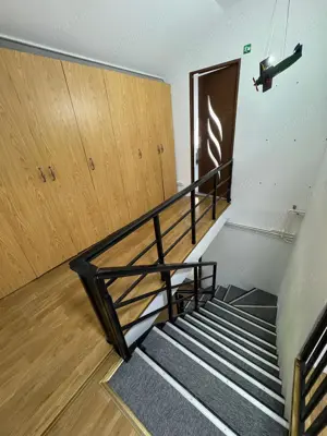 Inchiriem Casa primitoare pe Decebal. 5 camere + curte. Ideală pentru Educatie Creativitate Birouri - imagine 10