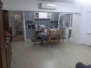 Vanzare Apartament cu 3 cam. cf.1 dec. supr.73.mp., mobilat si utilat in zona Obor - Scolilor