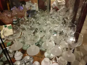 Vând seturi de porțelan și pahare - imagine 3