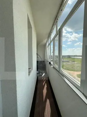 Apartament cu 2 camere, etaj intermediar, Giroc - imagine 11