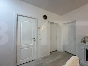 Apartament cu 2 camere, etaj intermediar, Giroc - imagine 13